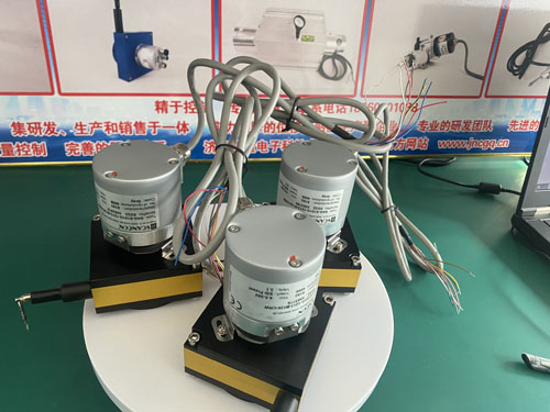 ����λ�Ƃ�����ͨ��늕r���a(ch��n)��˲�g�ķ���߉�